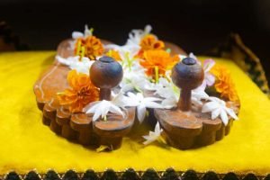 Guru Paduka Stotram Lyrics in English – Anantha Samsara Samudra Tara